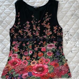 Chaudry KC sport sleeveless top